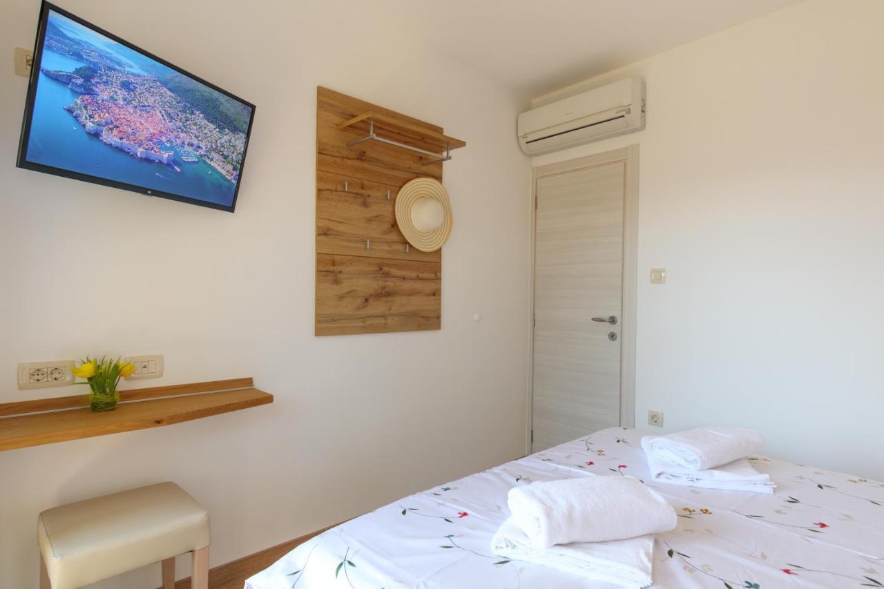 Cernik  Apartmani Ravan מראה חיצוני תמונה