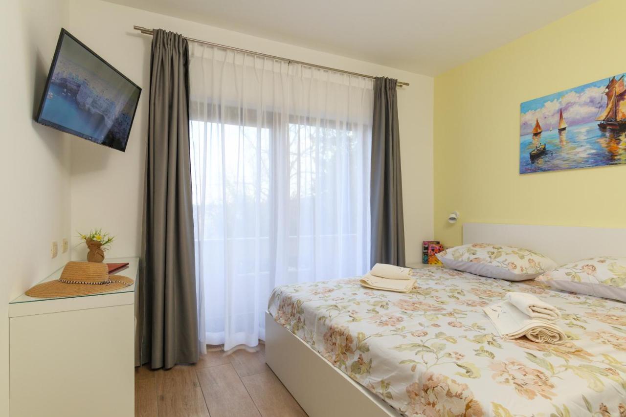 Cernik  Apartmani Ravan מראה חיצוני תמונה