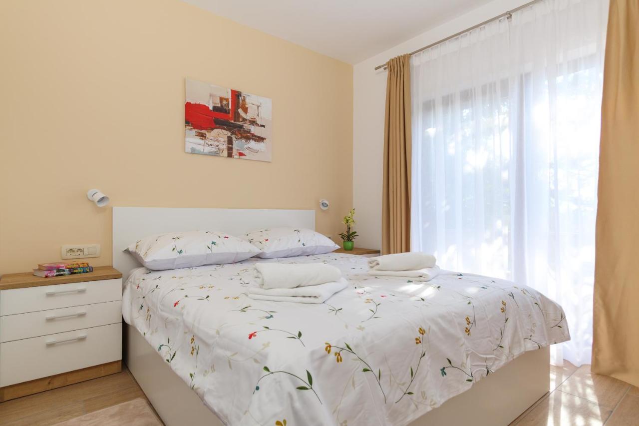Cernik  Apartmani Ravan מראה חיצוני תמונה