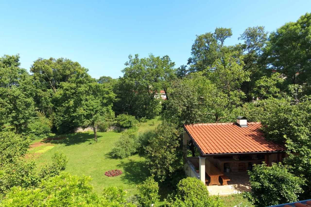 Cernik  Apartmani Ravan מראה חיצוני תמונה